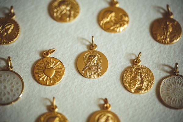 médailles de baptême