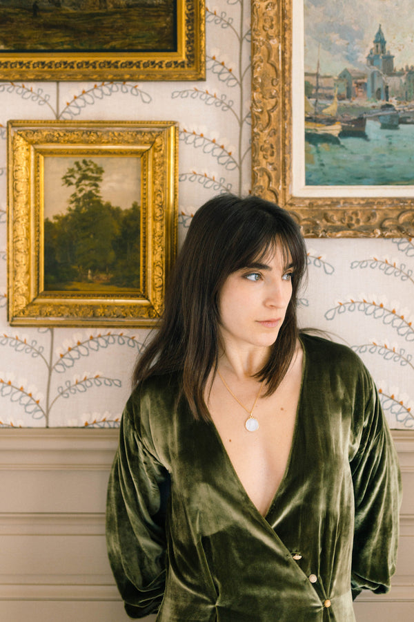 Médaille Entourage Noeud : La Vierge Adoration